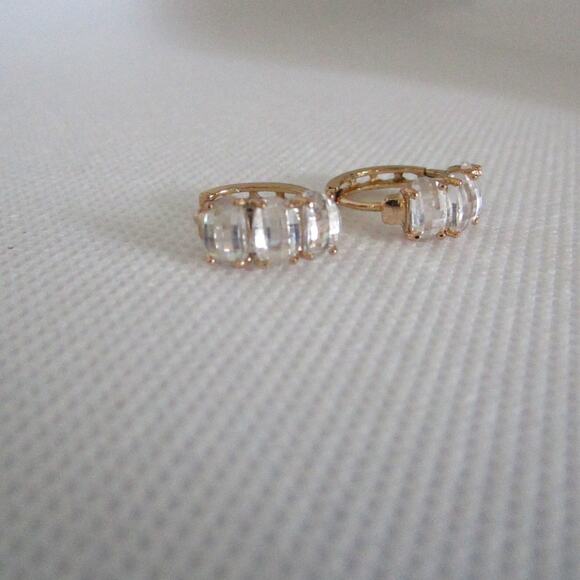 Gold Tone Huggie Hoop Earrings Baguette CZ Crystals Retro Style Hypoallergenic - Picture 4 of 17